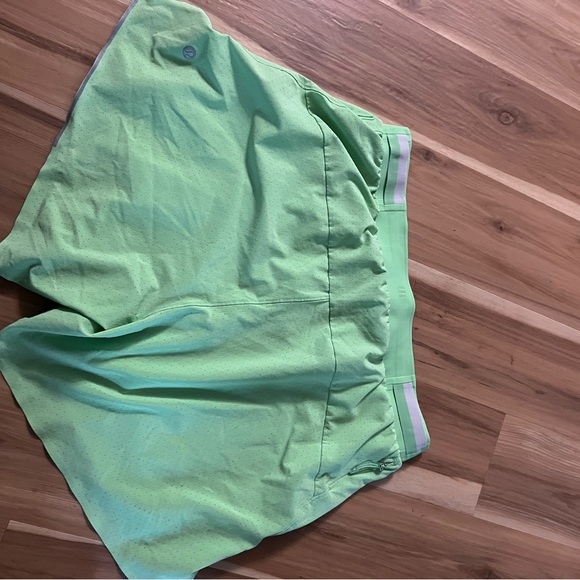 Lululemon Surge Lined Short 6" Men’s Large Lime Green - Picture 8 of 12
